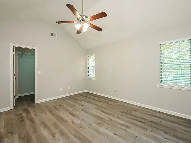 2092 Wedgewood Dr — Photo 10