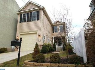 124 Dawson St, Philadelphia, PA 19127