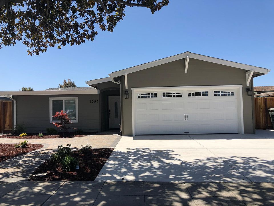 1st image of 1053 Blazingwood Dr