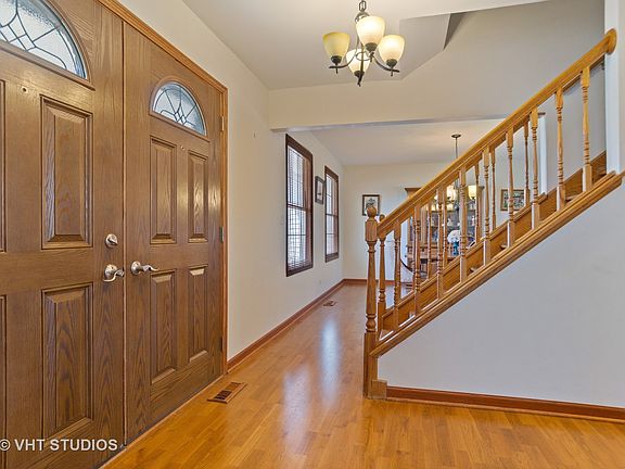 3rd image of 796 Orchid Ln