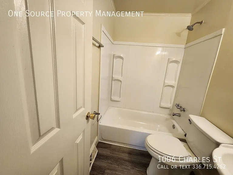 1006 Charles St — Photo 14