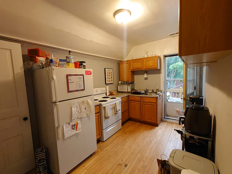 3056 N Murray Ave — Photo 5