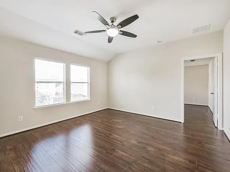 2601 Hewn Rock Way — Photo 46