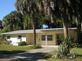 9735 W Green Ln, Crystal River, FL 34429