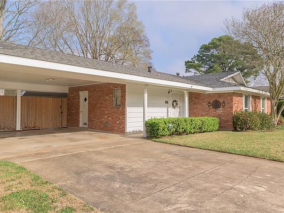 2nd image of 4916 Bluebird Ln