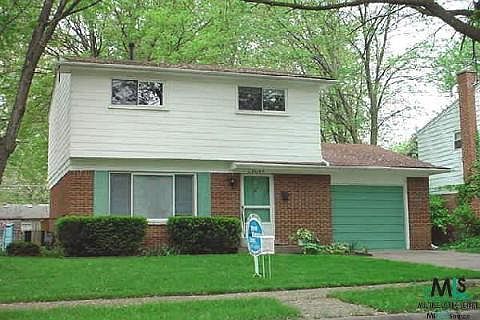 1st image of 23045 W Purdue Ave