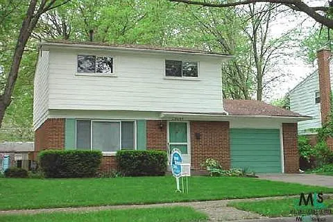 23045 W Purdue Ave photo 1