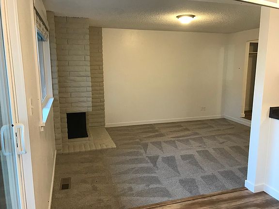 4th image of 14019 NE 16th Cir