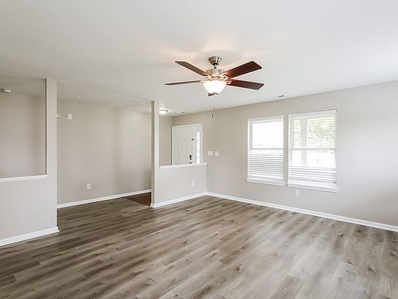 4th image of 5714 Minden Dr