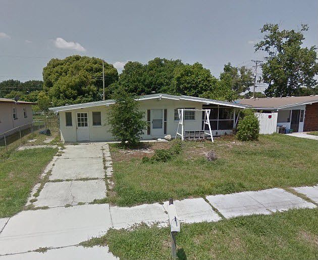 1st image of 6218 N Hubert Ave