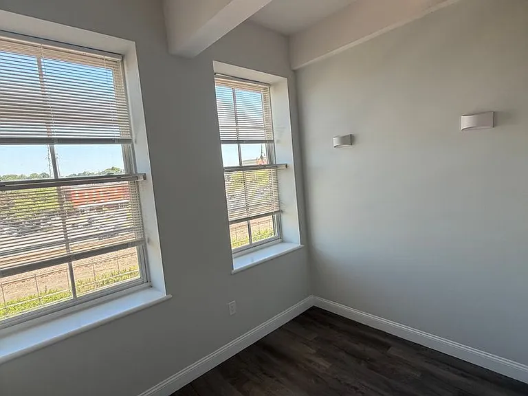 24 Mount Vernon Apartments — Photo 45