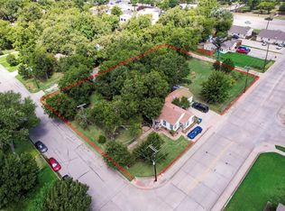 1715 Francis St, Carrollton, TX 75006