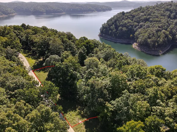 42 Village Point Ln, Monticello, KY 42633