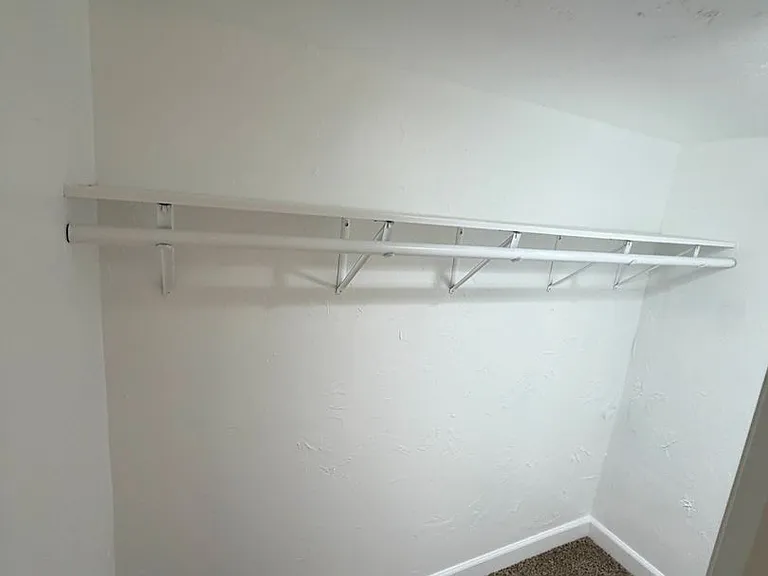 332 Culver Boulevard 363 Pershing — Photo 15
