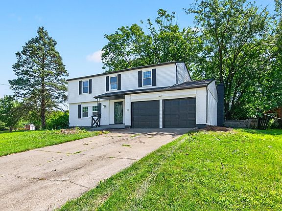 3rd image of 11954 Elmgrove Cir