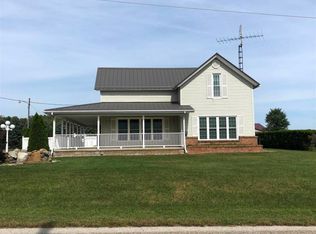 610 12b Rd, Bourbon, IN 46504