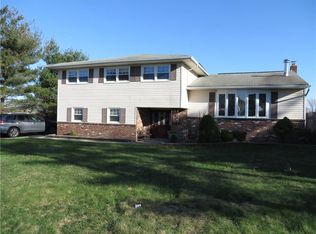 6 Baumer Rd, Sayreville, NJ 08872