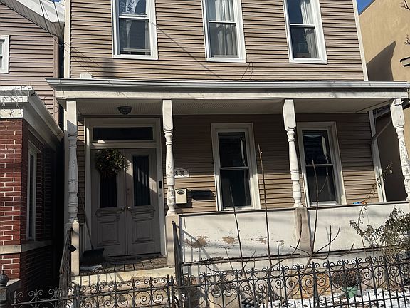 2nd image of 28-30 43rd St #1