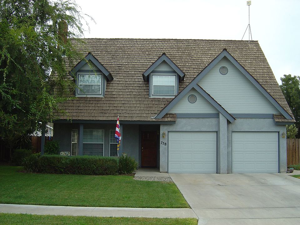 758 Rosewood Lane