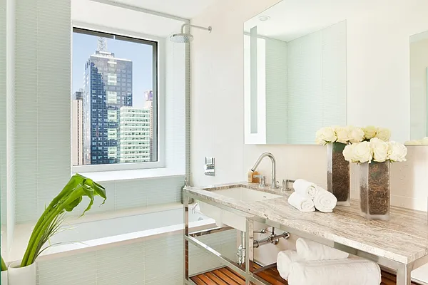 Sold by Nest Seekers International | media 14