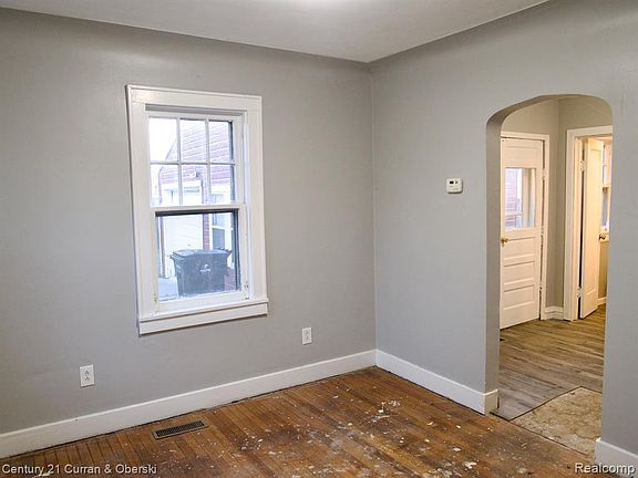 4th image of 1490 17th St