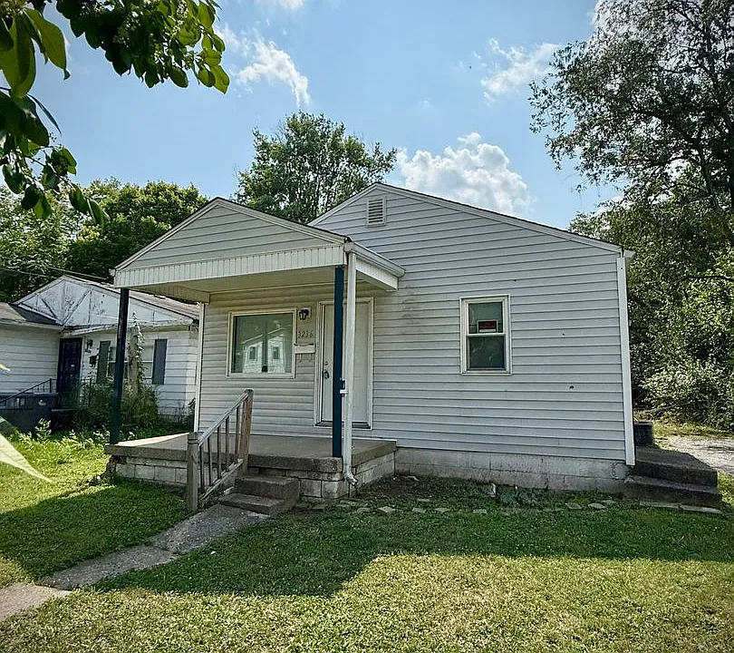 3236 Nicholas Ave