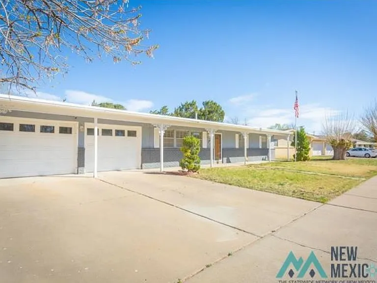 1403 S Bonita Dr — Photo 7