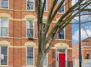 448 W Armitage Ave #2, Chicago, IL 60614