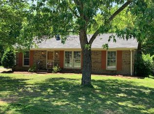 7273 Green Meadows Ln, Nashville, TN 37221