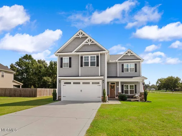 100 Abbington Place, Pikeville, NC 27863