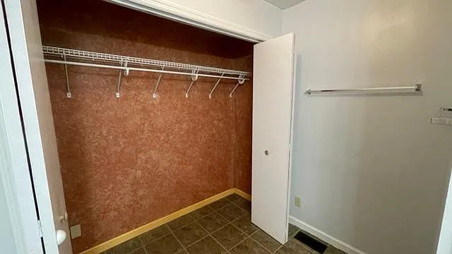 455 East Dr — Photo 14