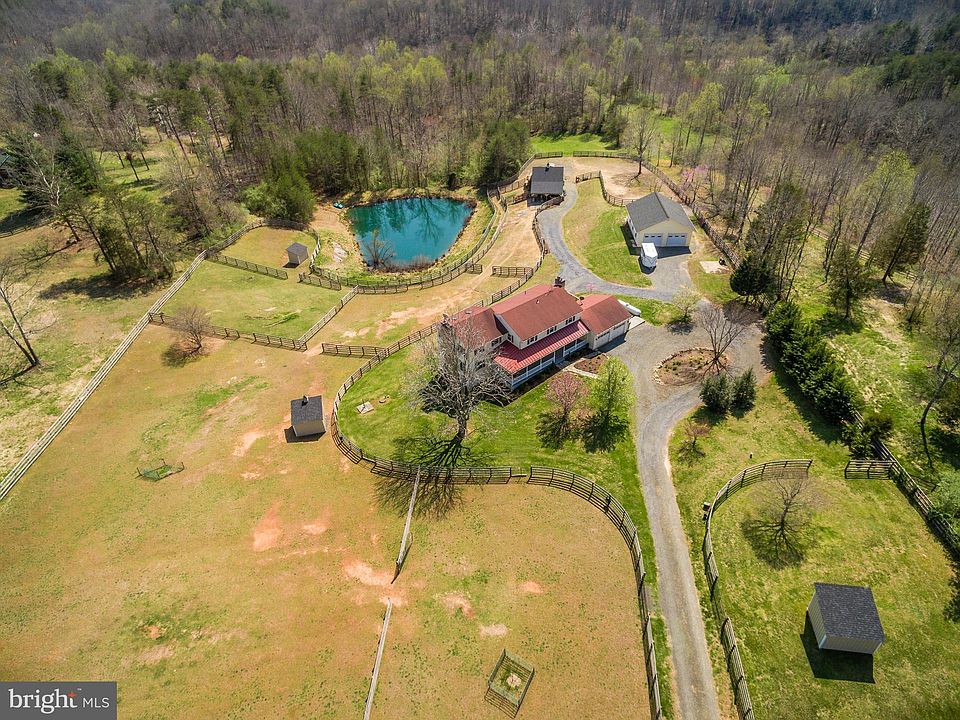 1st image of 8121 Belmont Ct