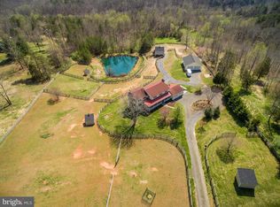 8121 Belmont Ct, Marshall, VA 20115