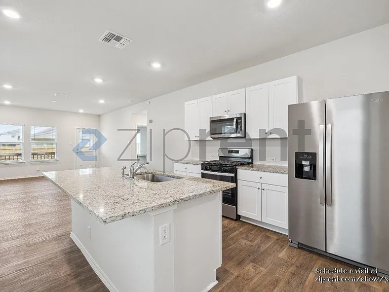 113 Chipping Aly — Photo 11