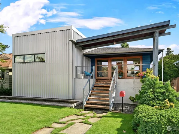 3026 52nd Avenue SW, Seattle, WA 98116