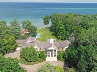 663 Circle Ln, Lake Forest, IL 60045