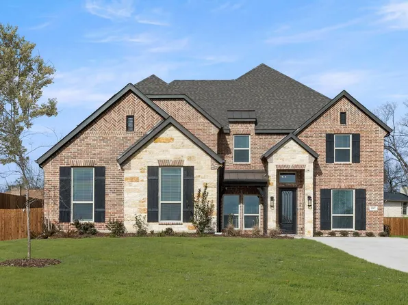 1107 Willow Lake Dr, Desoto, TX 75115