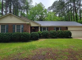 100 Deerfield Rd, Greenville, NC 27585