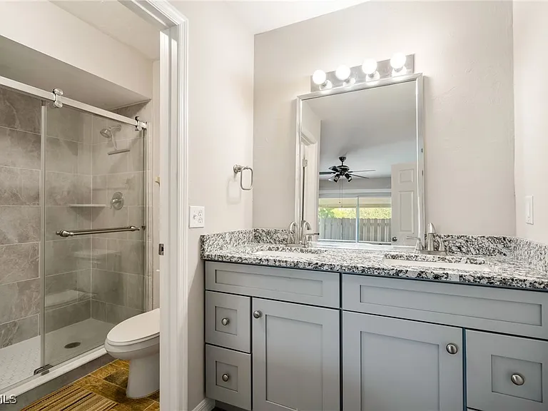6226 Timberwood Cir #119 — Photo 15