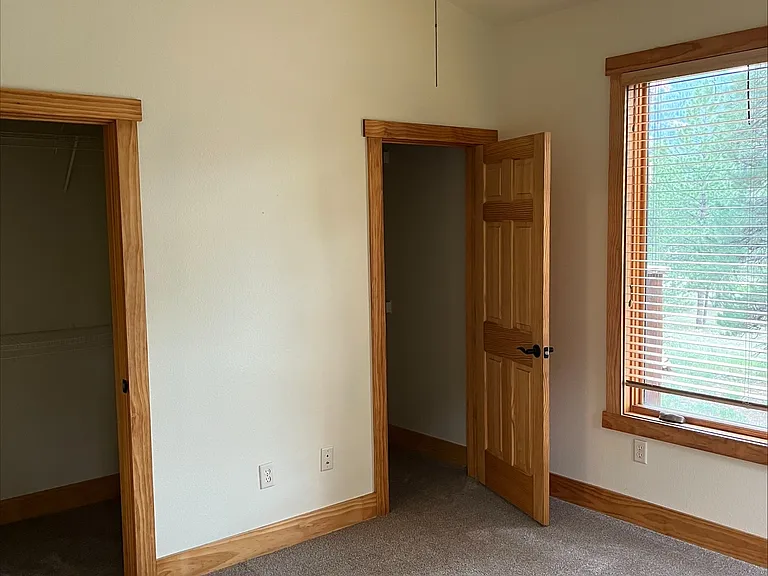 1381 Hill Rd — Photo 12