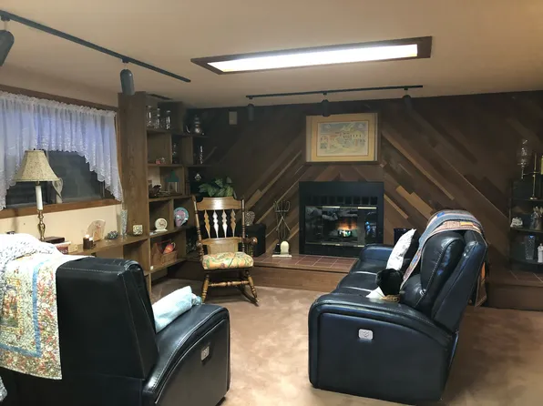 1350 Chambers Dr, Colorado Springs, CO 80904