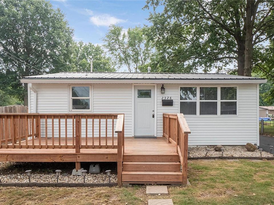1st image of 2328 Miracle Ave
