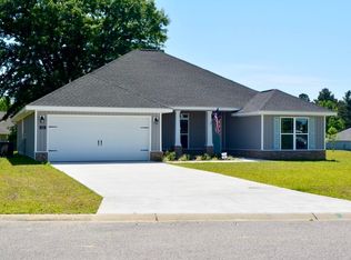 125 Saint Stephens Ct, Atmore, AL 36502