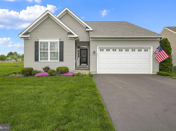 551 Augusta National Dr, Magnolia, DE 19962