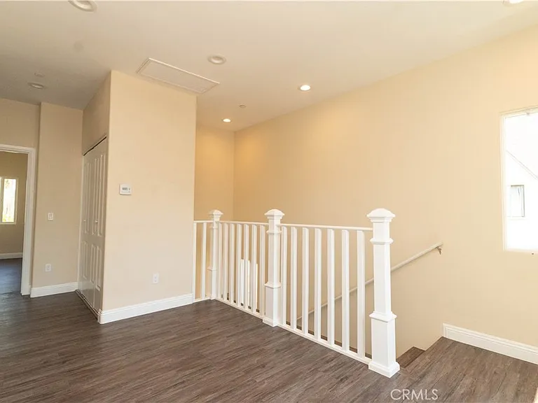 9246 Cedros Ave #6 — Photo 14