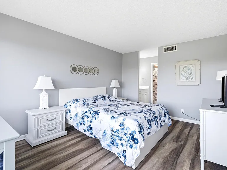 6105 Palma Del Mar Blvd S #219 — Photo 12