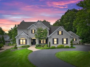 809 N Spoede Rd, Saint Louis, MO 63141