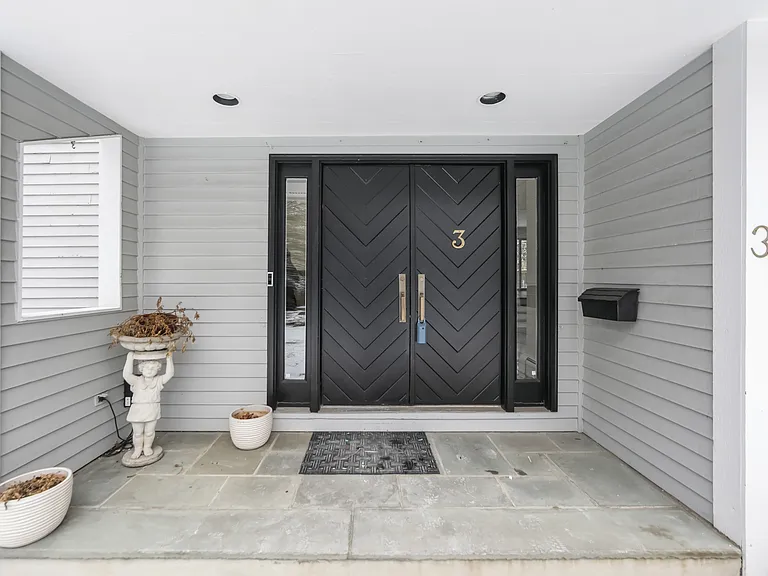 3 Forest Rd — Photo 40