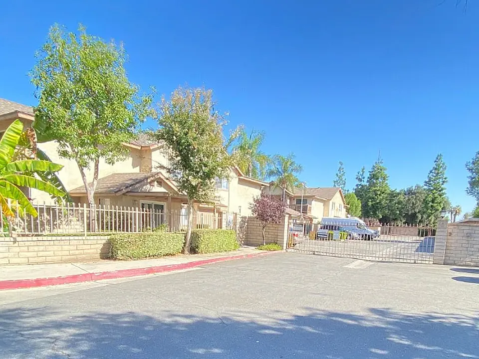 4119 Van Buren Blvd #28