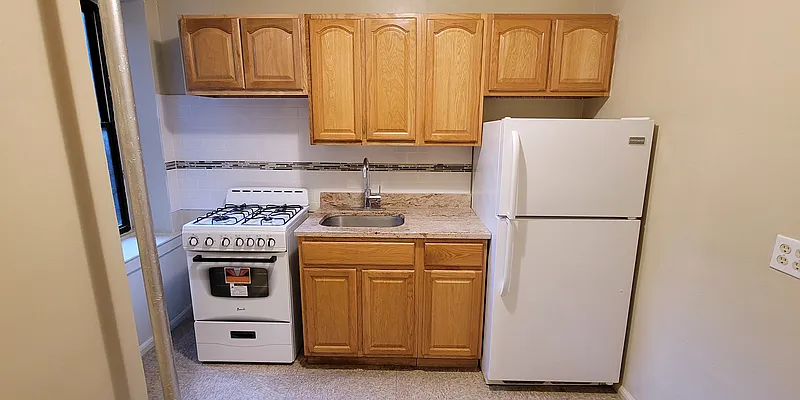 Rented by Premier One Realty LLC | media 2